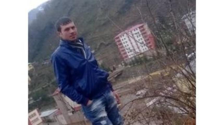 Giresun&rsquo;da Trafik Kazası: 1 &Ouml;l&uuml;, 2 Yaralı