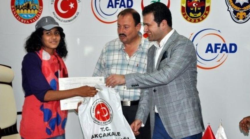 &Ccedil;adır Kentteki Başarılı &Ouml;ğrenciler &Ouml;d&uuml;llendirildi