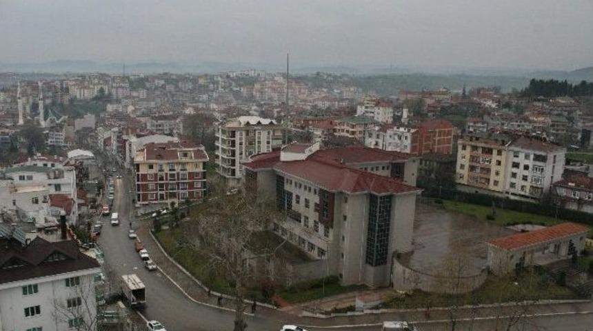 Ak&ccedil;akoca'da İnşaat Yapmak Hafta Sonları Tamamen Yasak, Hafta İ&ccedil;i Arka Mahalleler Serbest