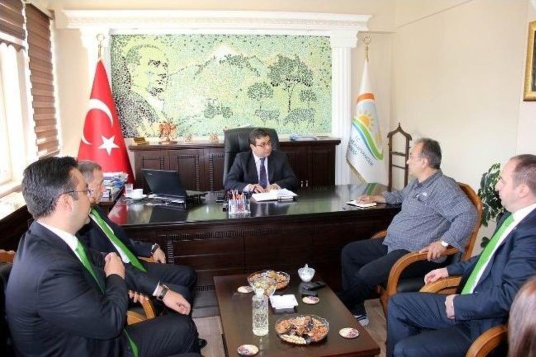 &Uuml;nl&uuml; Televizyoncu Talipoğlu Erzincan&rsquo;da