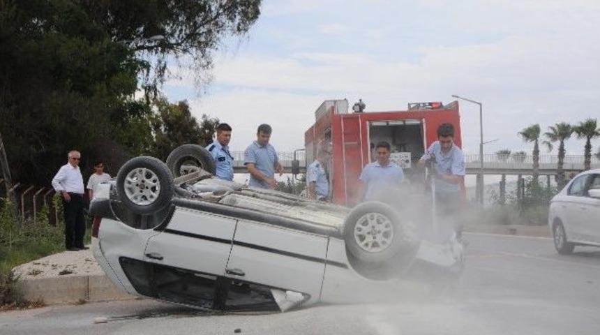 Takla Atan Otomobili Bırakıp Ka&ccedil;tı