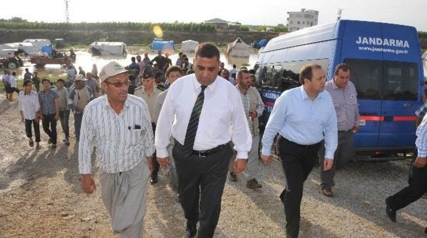 Tarım İş&ccedil;ilerinin İmdadına Kaymakam G&ouml;&ccedil; İle Belediye Başkanı Can Yetişti