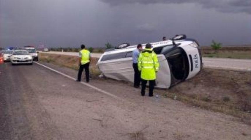 Bakımda &Ccedil;ıkarılan Polis Aracı Devrildi