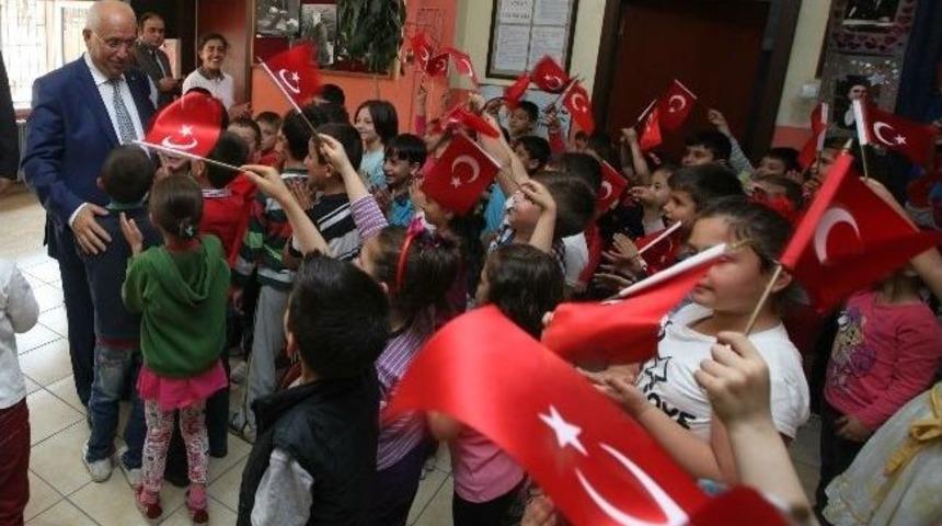 Kütüphane Lions’tan, Kitaplar Yenimahalle’den