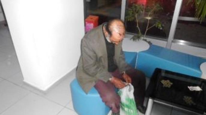 Zabıta&rsquo;dan Dilencilere Para Vermeyin &Ccedil;ağrısı