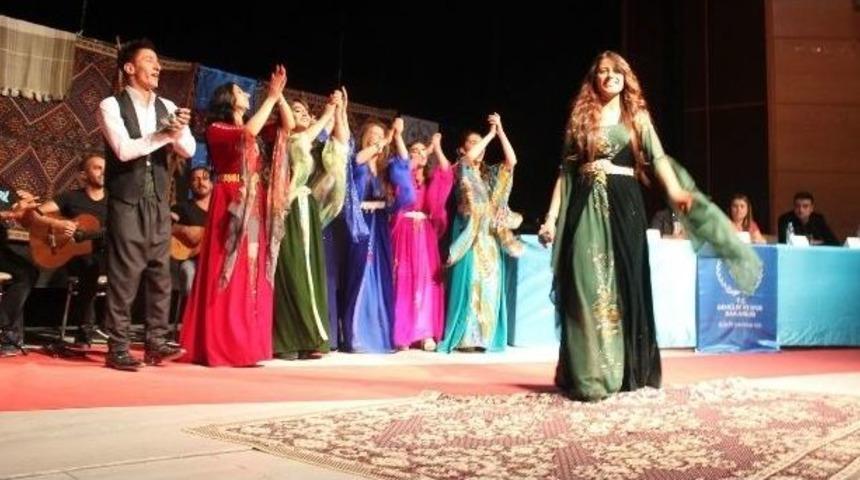 "hakkari Yıldızını Arıyor" Ses Yarışması