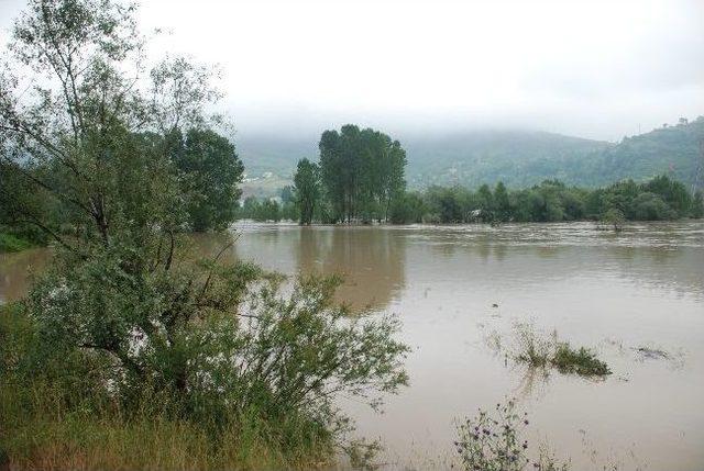 Ereğli’de Sel Seraları Vurdu