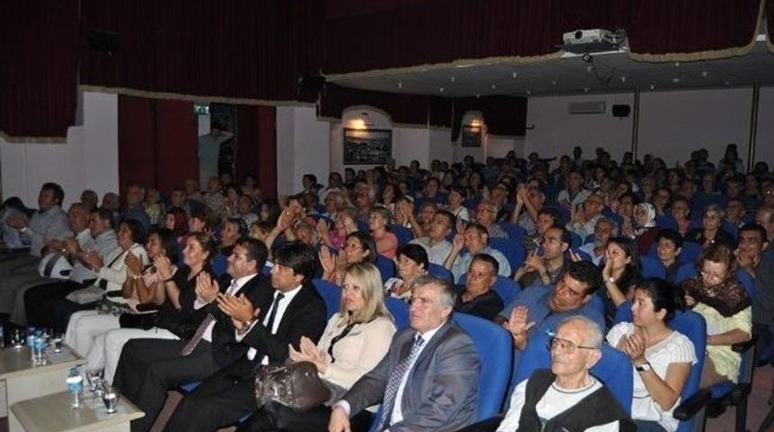 Neşet Ertaş Fo&ccedil;a&rsquo;da Anıldı