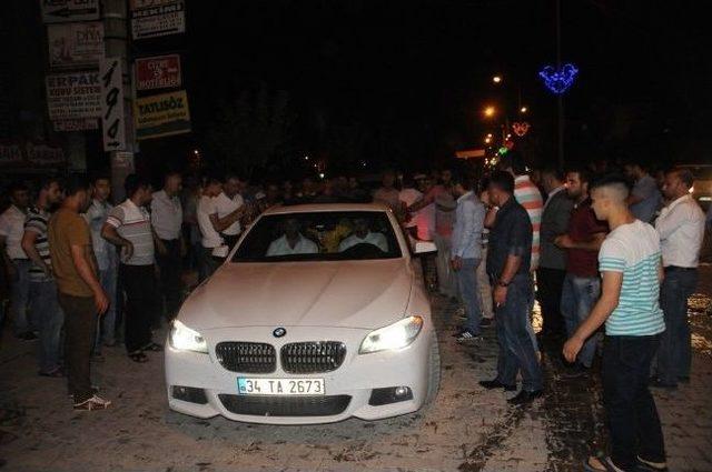 Kck Davasından Tahliye Olan Budak’a Cizre’de Coşkulu Karşılama