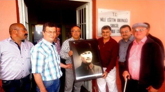 Sarıgöl Lisesi 1984 Mezunları Bir Araya Geldi