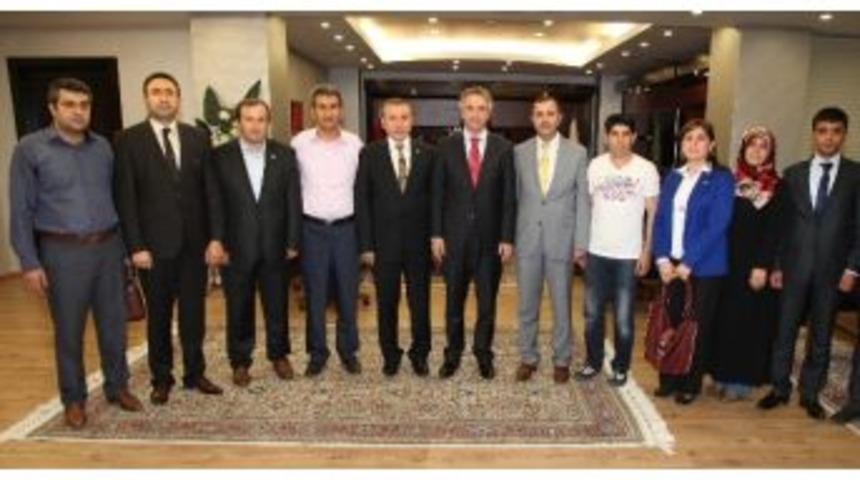 Sağlık-der Genel Başkanı, Başkan Yanılmaz'ı Ziyaret Etti