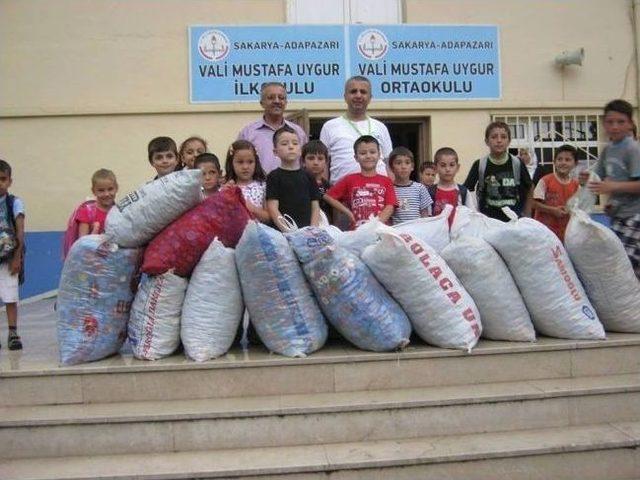 Engelliler Yararına 1 Ton Kapak Topladılar