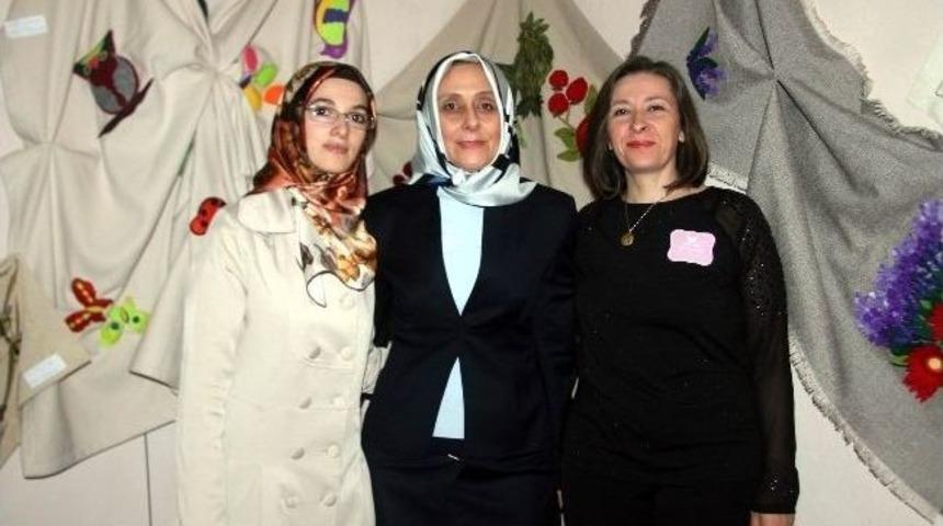 Kadınların Sergisi G&ouml;z Kamaştırdı