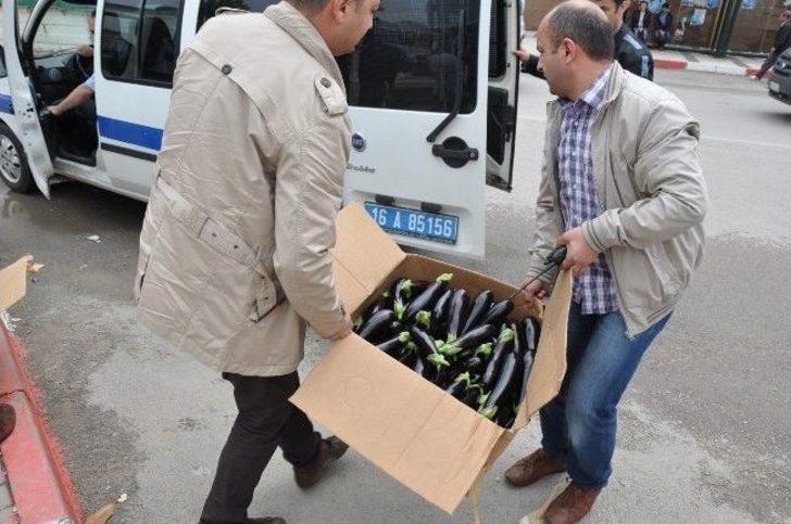 Şüpheli Kutuların İçinden Patlıcan Çıktı G5