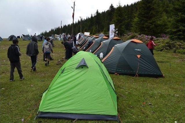 İzciler Çambaşı Yaylası’nda Kampta