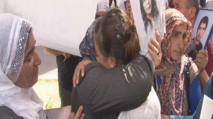 Dağa &Ccedil;ıkarılmaktan Kurtarılan Kız Ailesine Kavuştu