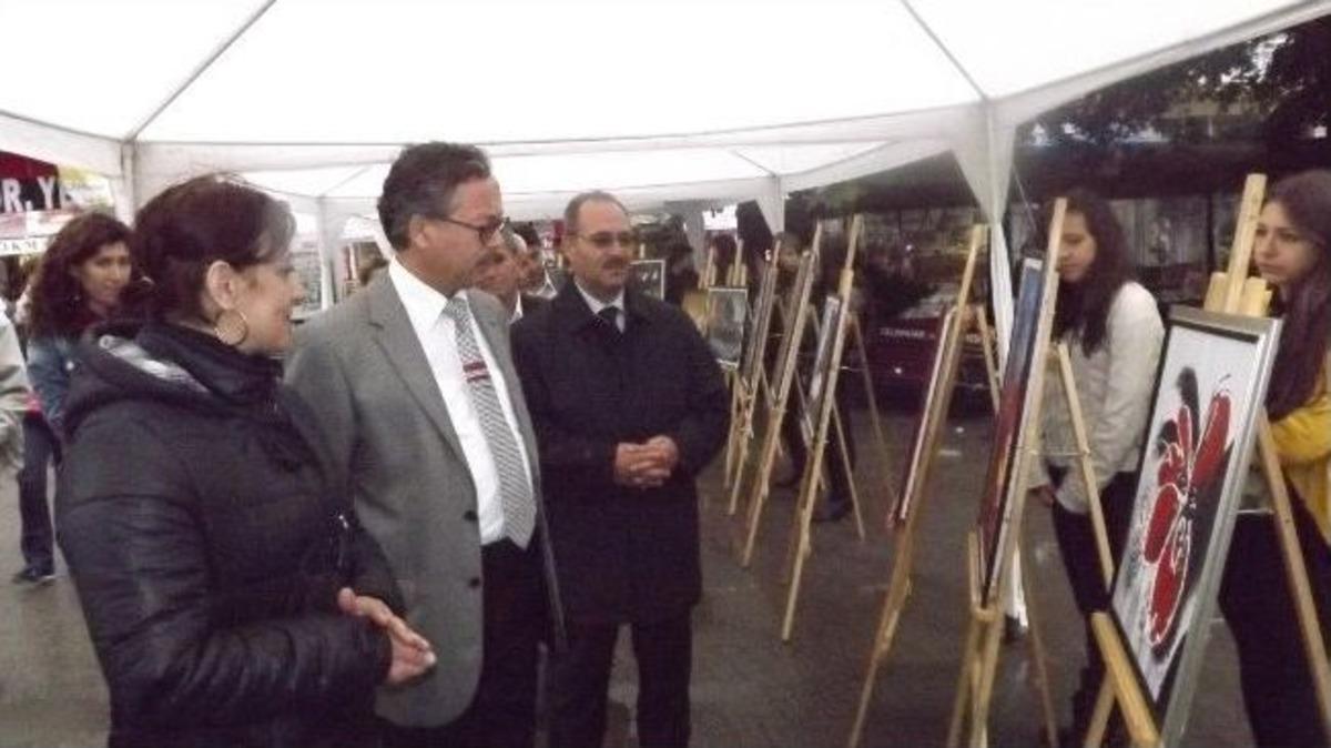 Eskişehir'de Lise &Ouml;ğrencilerinin Resim Sergisi