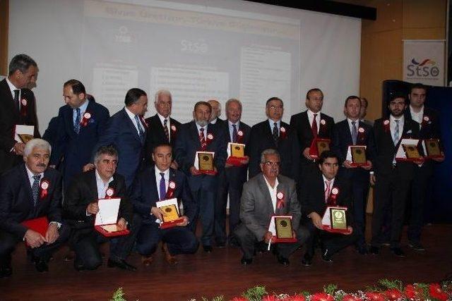 Kktc Cumhurbaşkanı Eroğlu Ve Bakan Yılmaz Vergi Rekortmenlerini Ödüllendirdi