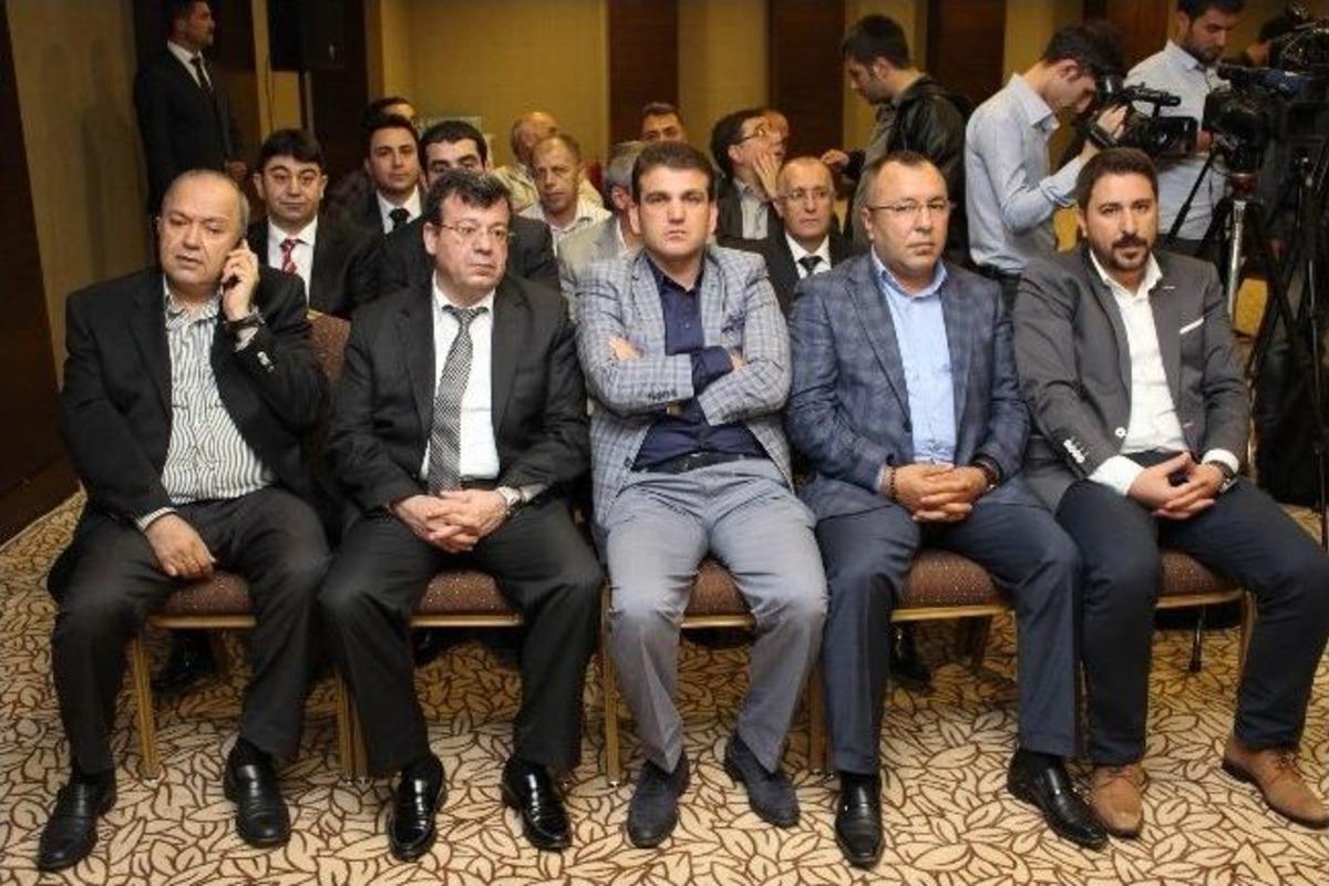 Nurullah Sağlam, Gaziantep B&uuml;y&uuml;kşehir Belediyespor'a 3 Yıllık İmza Attı