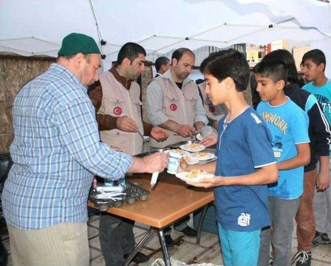 Soma İ&ccedil;in Eller Semaya Kalkıyor