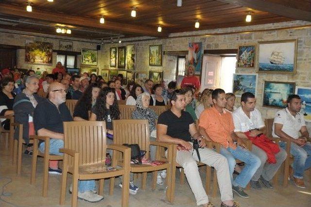 Kuşadası’nda Nasuh Mahruki Söyleşisi 2