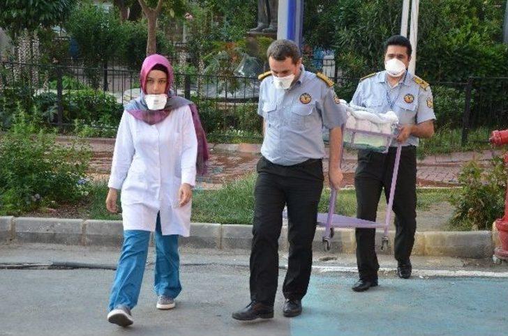 Bakırköy Devlet Hastanesindeki Yangın Paniğe Neden Oldu G4