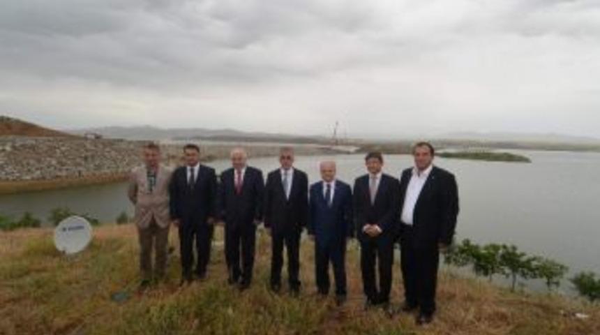 Valiler Sarıyahşi K&ouml;pr&uuml;s&uuml;'nde İncelemede Bulundu