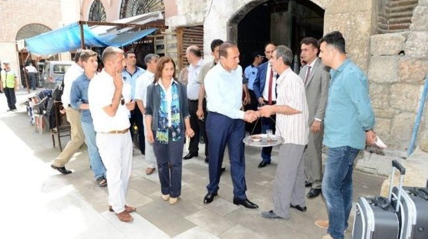 S&ouml;zl&uuml; B&uuml;y&uuml;ksaat Esnafını Dinledi