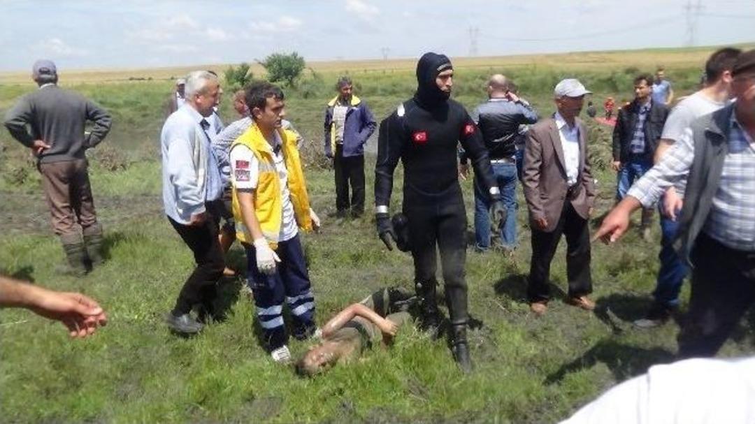 Nehirde Kaybolan 3 &Ccedil;ocuktan Birine Ulaşıldı