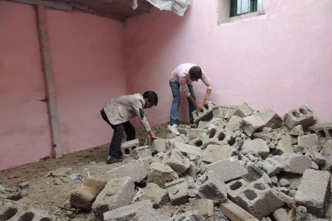 &Ouml;rnek Muhtardan &Ouml;rnek Davranış