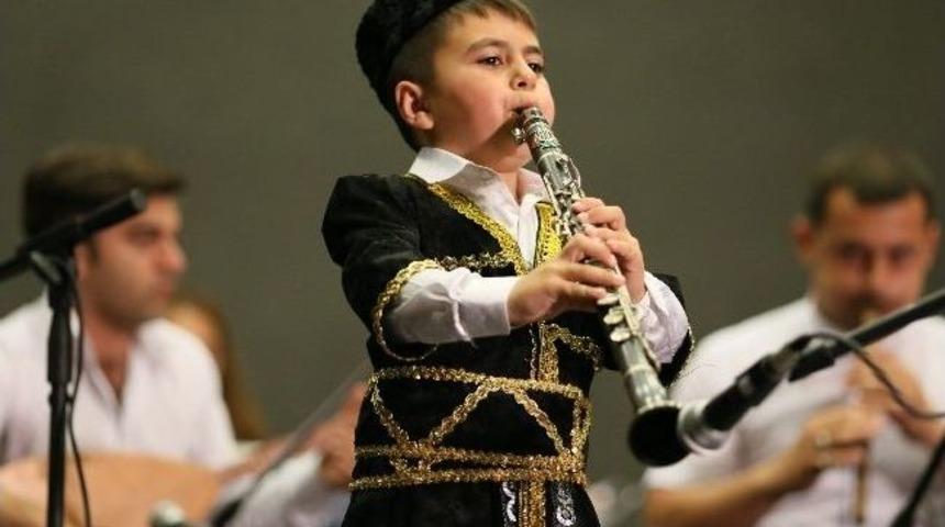 Kuzey Hendeği’nde Azerbaycan Ezgileri