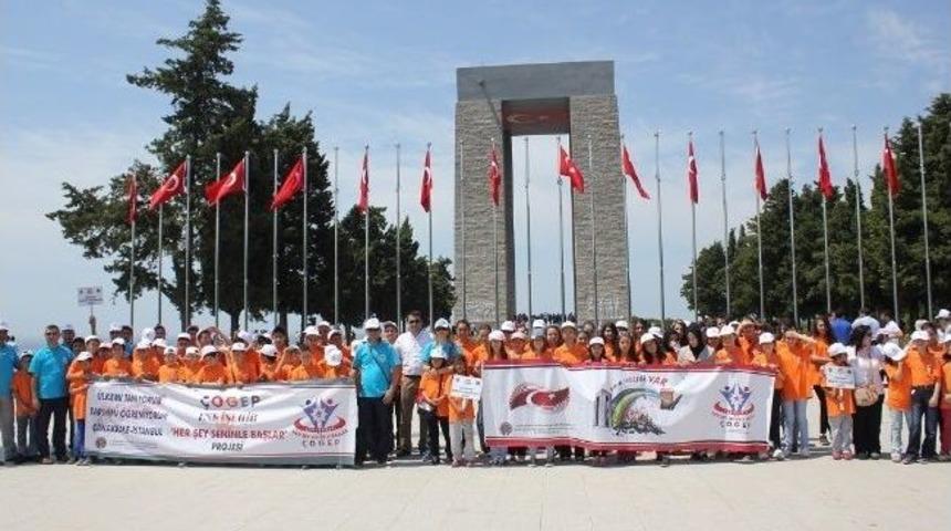 Emniyet, Yetim &Ccedil;ocuklara İstanbul Ve &Ccedil;anakkale&rsquo;yi Gezdirdi