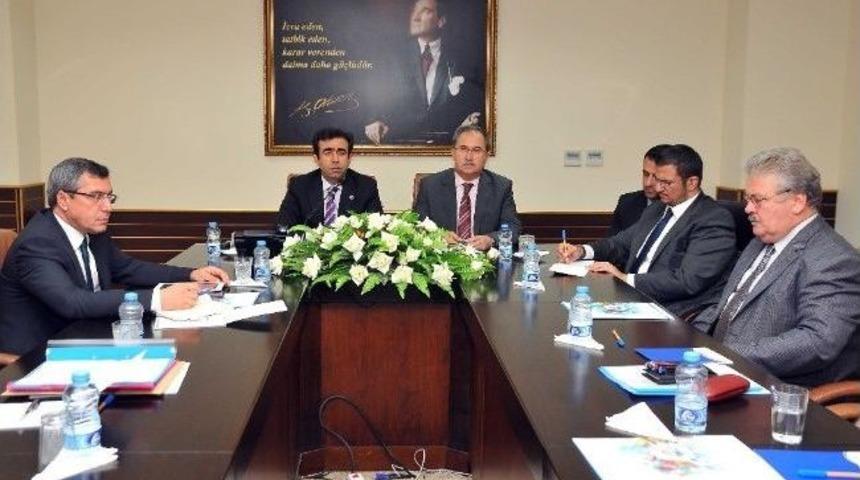 Suriyeli Vatandaşların Durumu Mersin'de Masaya Yatırıldı