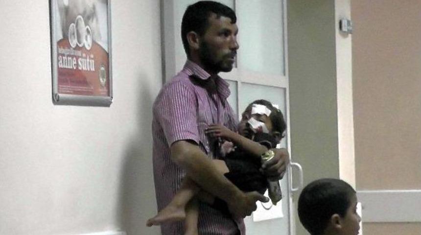 Atın Teptiği &Ccedil;ocuk Hastanelik Oldu