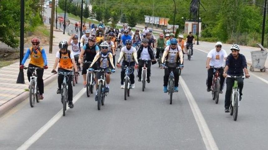 Battalgazi Belediyesi Bisiklet Şenliği D&uuml;zenledi