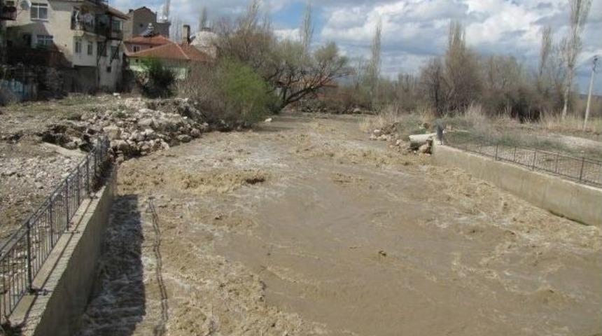 Vatandaşlar Şiddetli Yağışa Karşı Uyarıldı