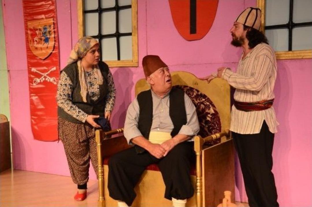 Manavgat'ta &Ccedil;ocuklar Ve B&uuml;y&uuml;kler İ&ccedil;in Tiyatro Oyunları Sahnelendi