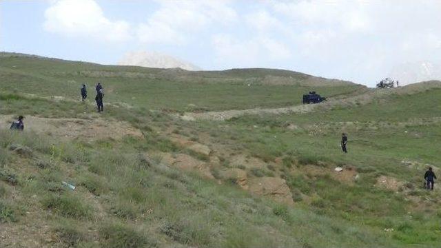 Hakkari de Polis-gösterici Kovalamacası 1