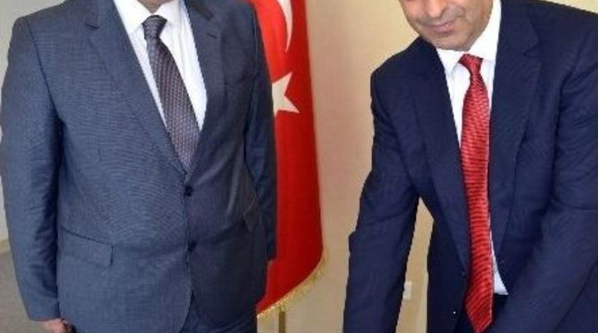 Yedaş &Ccedil;alışanları Yabancı Dilde Rol Model Olacak