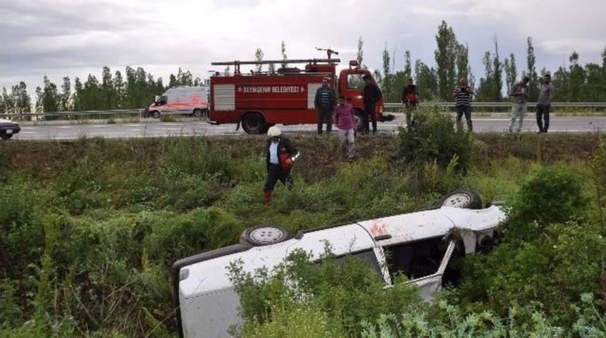 Seydişehir&rsquo;de Trafik Kazası: 2 Yaralı