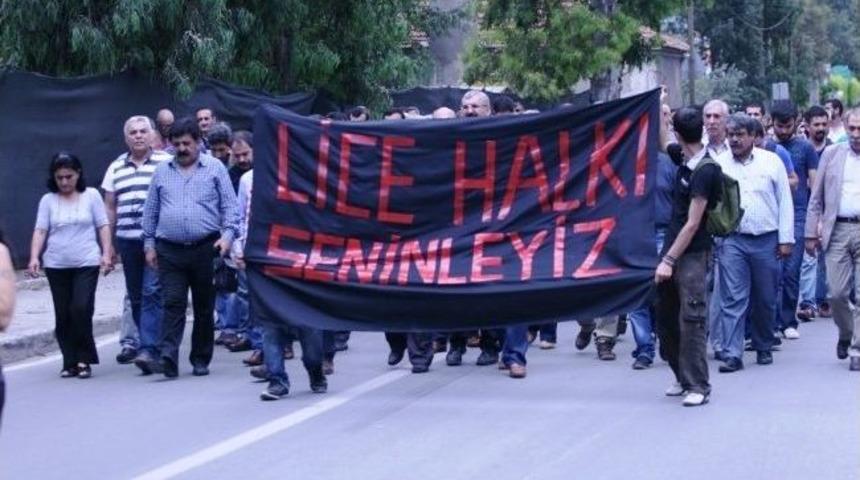 Hdp'li Grup Y&uuml;r&uuml;mek İstedi Polis İzin Vermedi