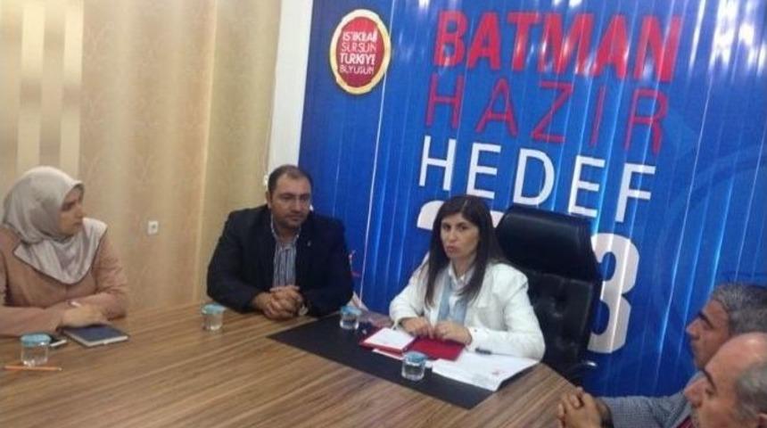 Ak Parti Batman İl Koordinat&ouml;rl&uuml;ğ&uuml;'ne, Diyarbakır Milletvekili Beyaz Getirildi