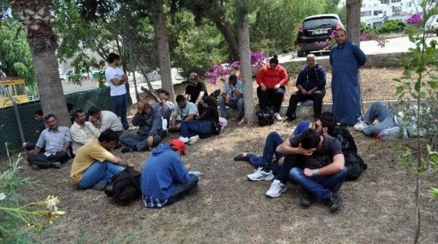 Simi Adasına Diye Yola &Ccedil;ıktılar Umut Yolculuğu Lindos&rsquo;ta Bitti