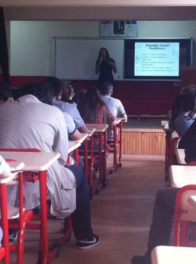 Lise Öğrencilerine “doğru Meslek Seçimi” Semineri