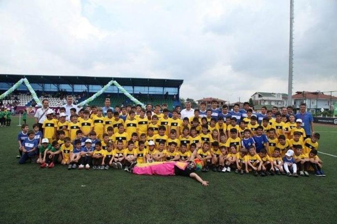 27 Bin &Ccedil;ocuk Spor Yapacak