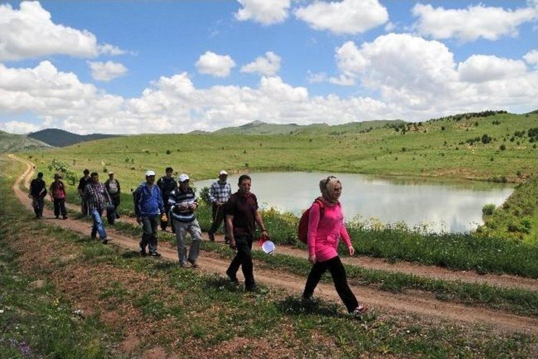 G&uuml;m&uuml;şhaneli Dağcılar S&uuml;le K&ouml;y&uuml;nde Keşfe &Ccedil;ıktı