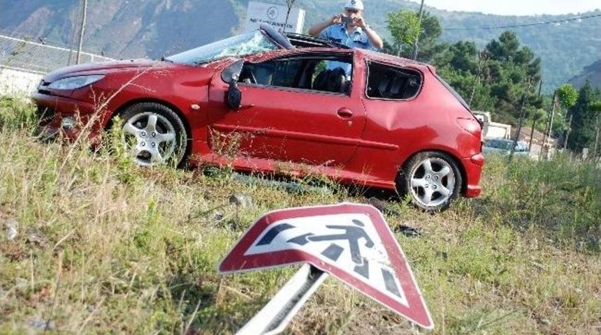 S&uuml;r&uuml;c&uuml;y&uuml; Emniyet Kemeri Kurtardı