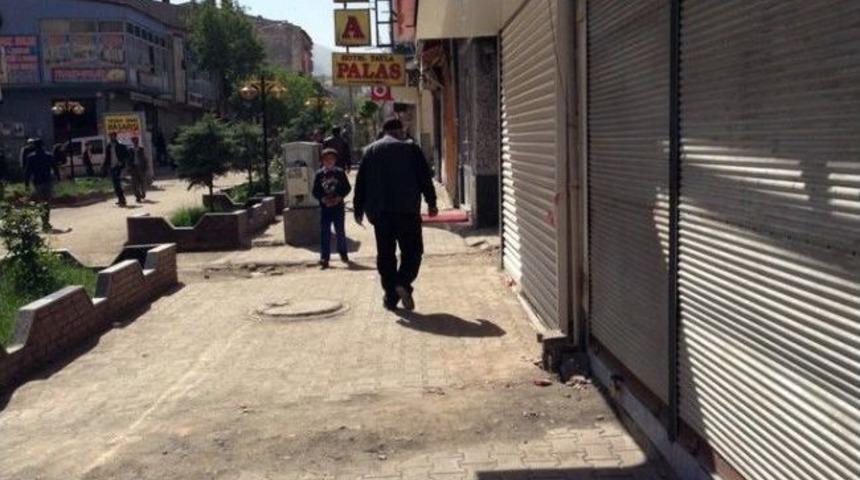 Doğubayazıt&rsquo;ta Esnaf Kepenk A&ccedil;madı