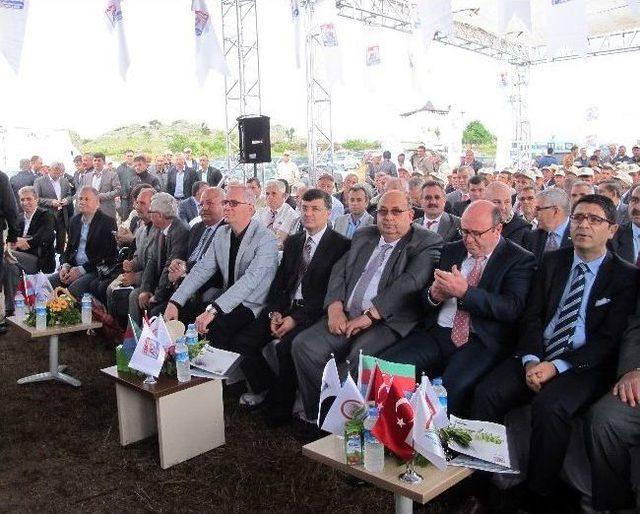 Tika dan Azerbaycanlı &Ccedil;ift&ccedil;ilere Destek 1