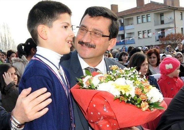 &Ccedil;odam İle Ke&ccedil;i&ouml;renli &Ccedil;ocuklar Daha Mutlu 1